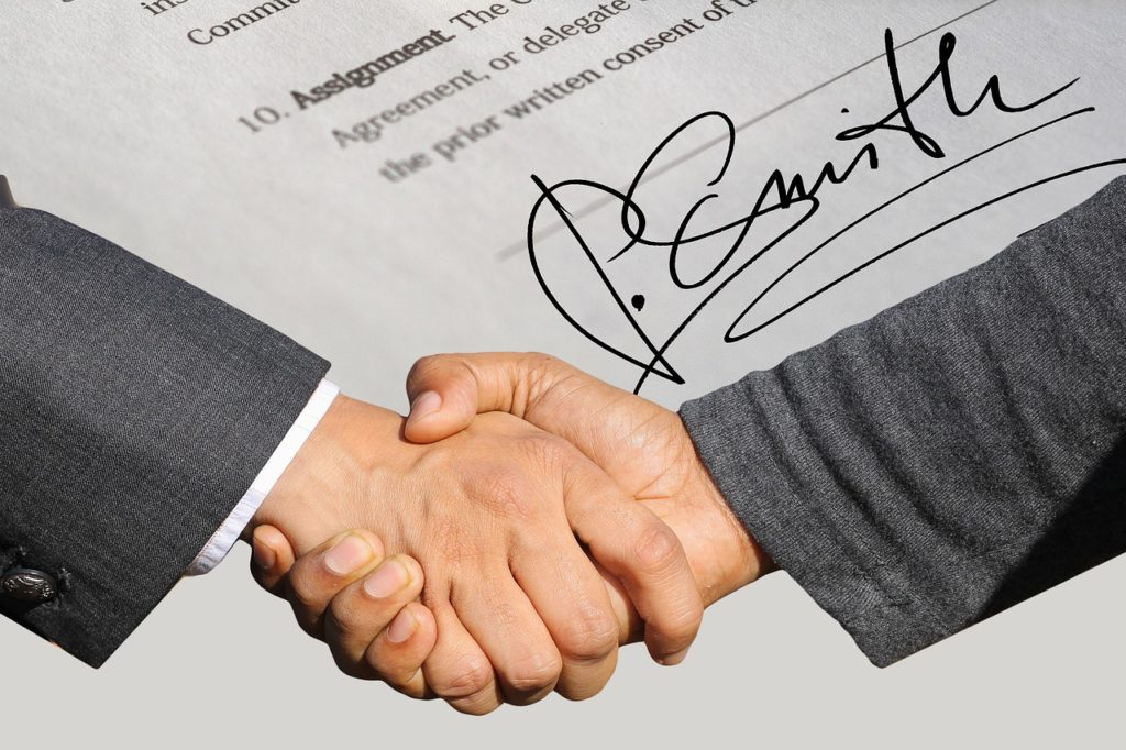 signature, contract, shaking hands-3113182.jpg